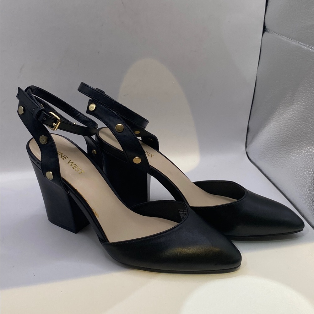 Nine West SinClairo Women’s chunk heel shoe Pointed Toe Ankle Strap size 7.5